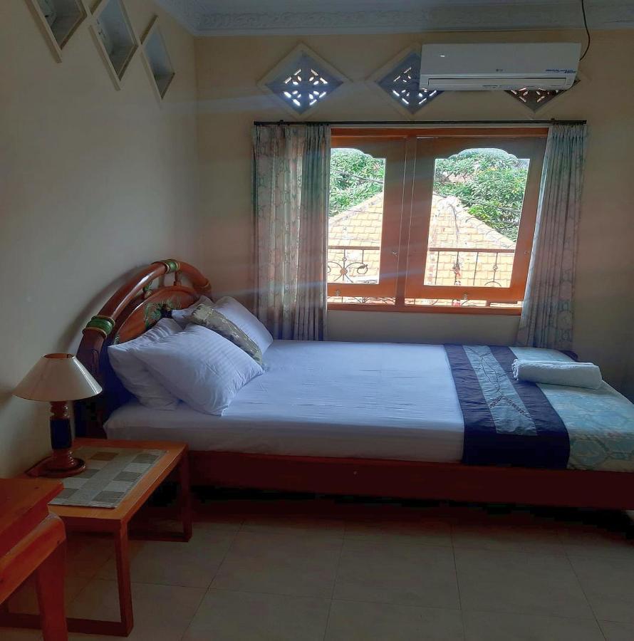 The Reinhold Guesthouse Bali Kerobokan  Exterior photo