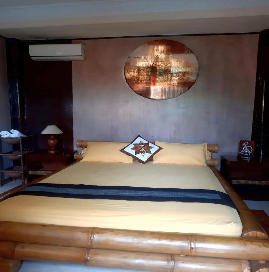 The Reinhold Guesthouse Bali Kerobokan  Exterior photo