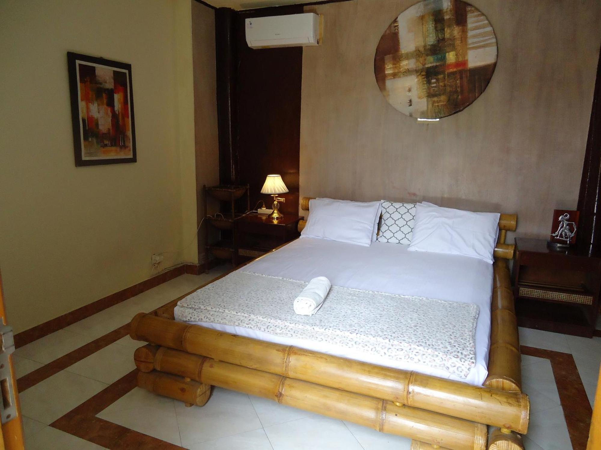 The Reinhold Guesthouse Bali Kerobokan  Exterior photo