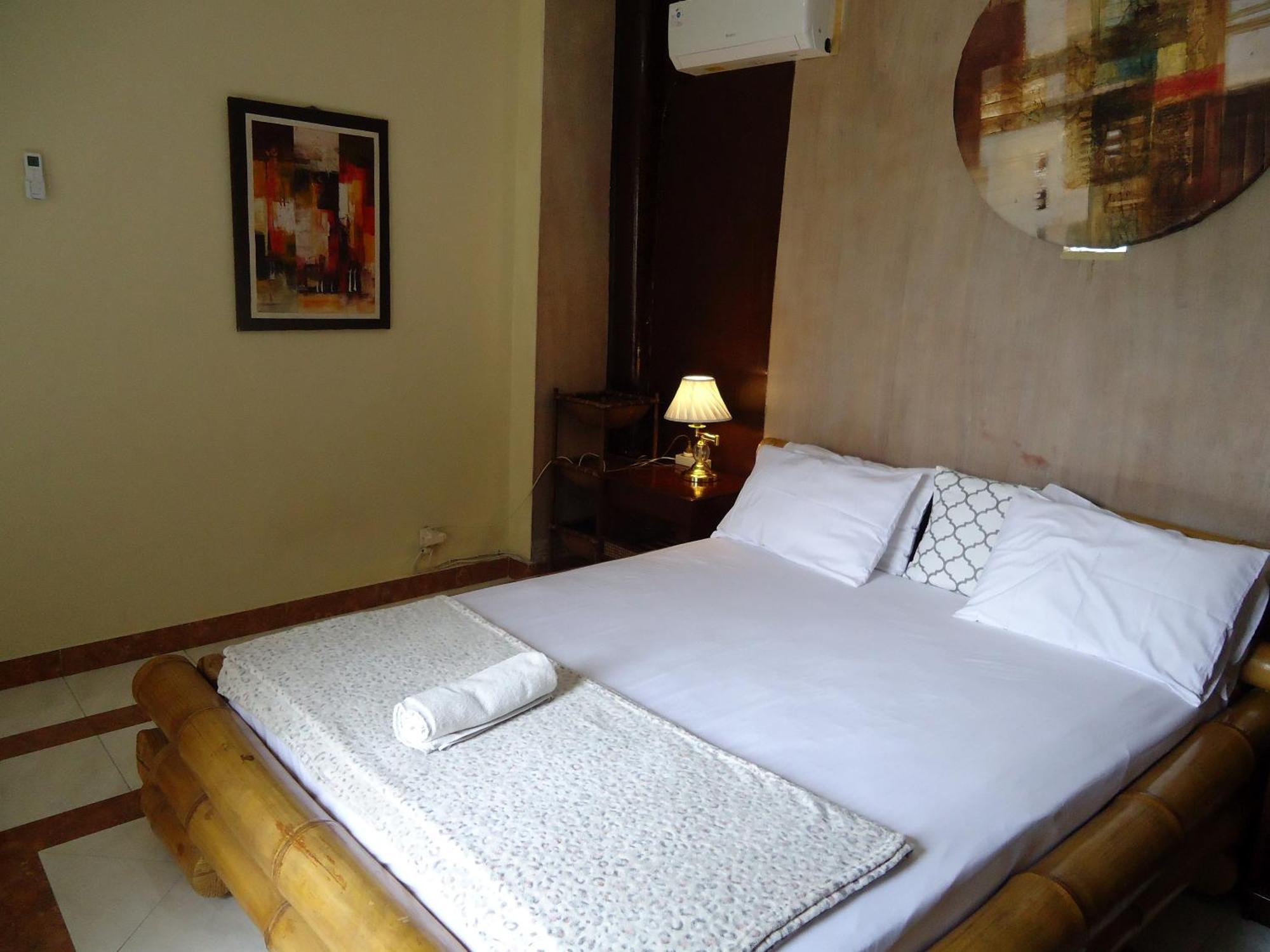 The Reinhold Guesthouse Bali Kerobokan  Exterior photo